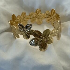 Gold-toned Upper Arm Cuff Armband/Bangle Floral Bracelet Adjustable Open New